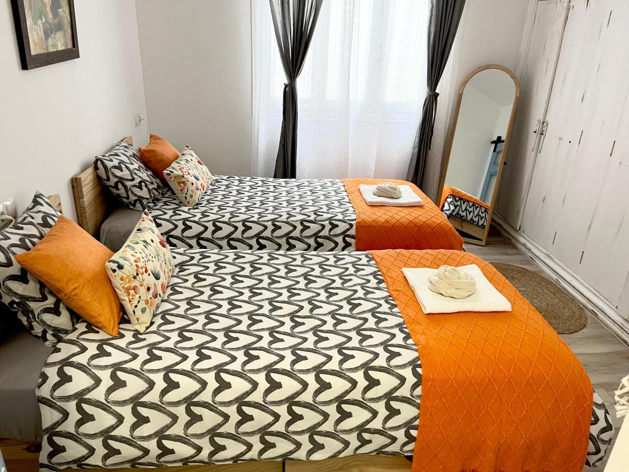 Alzira Bonita Apartamento B Con Patio, La Casella 外观 照片